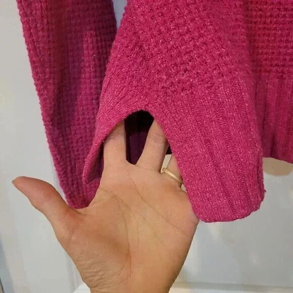 SO Women's Raspberry Pink Poly/Spandex Pullover Sweater - Picture 7 of 9